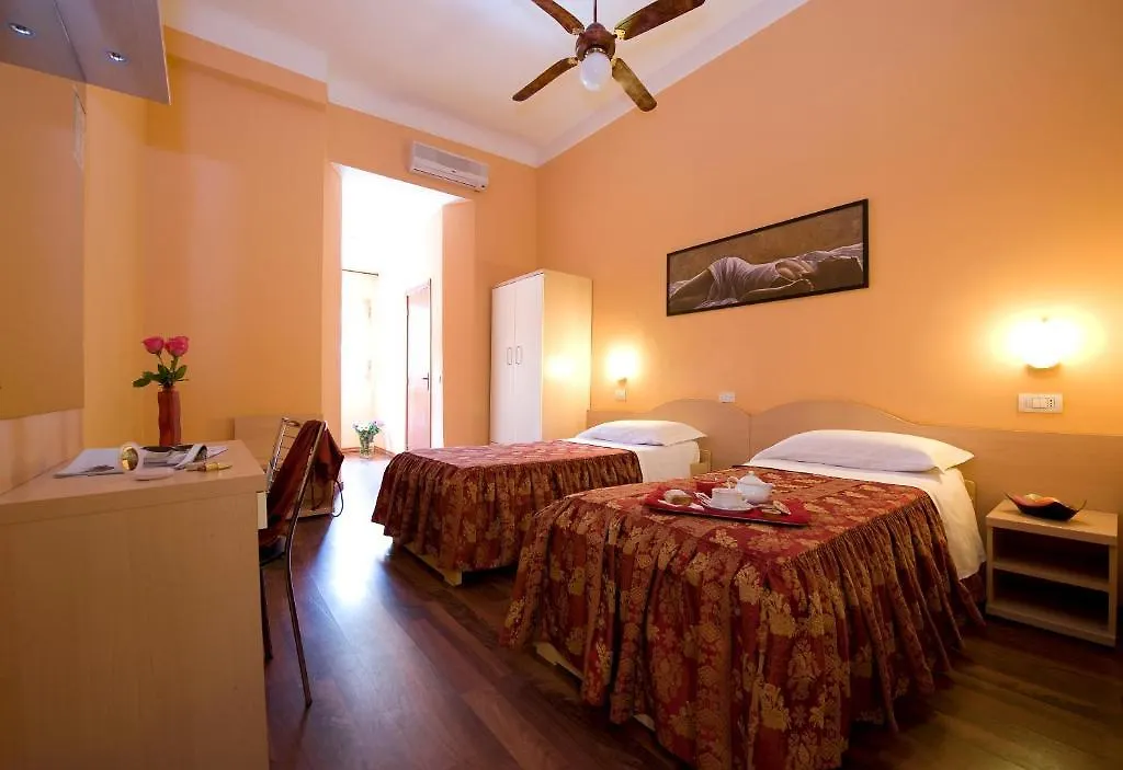Hotel Sabatino מילאנו